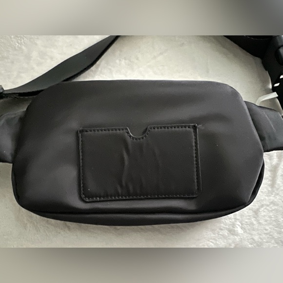 Steve Madden Black Belt Crossbody Fanny Pack Bag Set - Picture 3 of 16